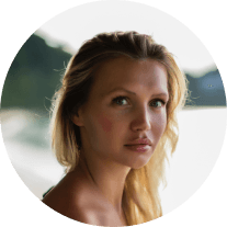 Hitomi – MyoGlow customer