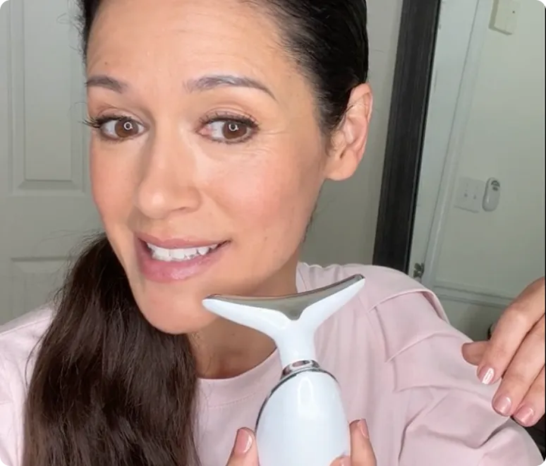 Customer using MyoGlow device