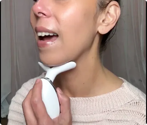 Customer using MyoGlow device