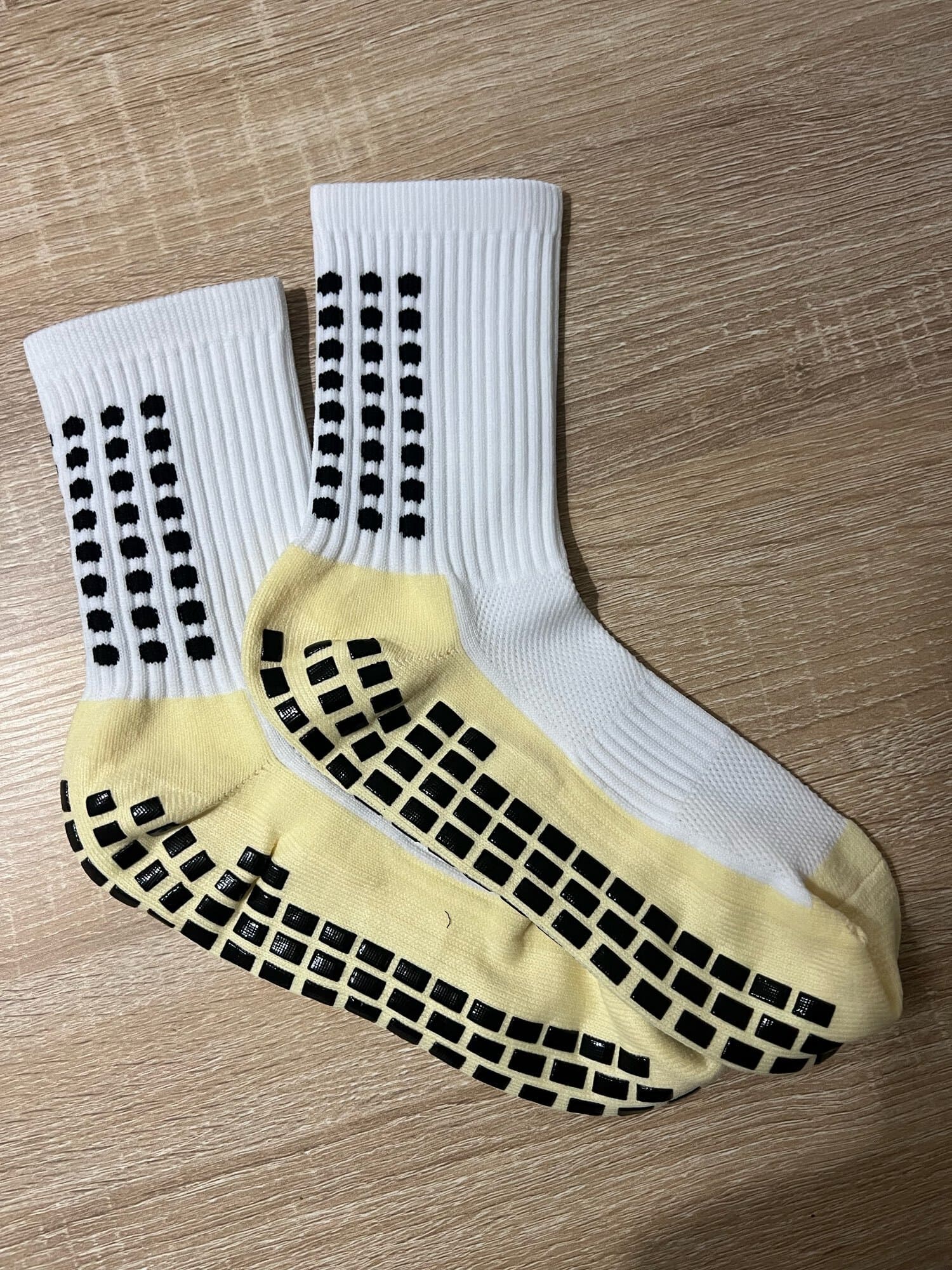 Nooro Hyper Grip Compression Socks