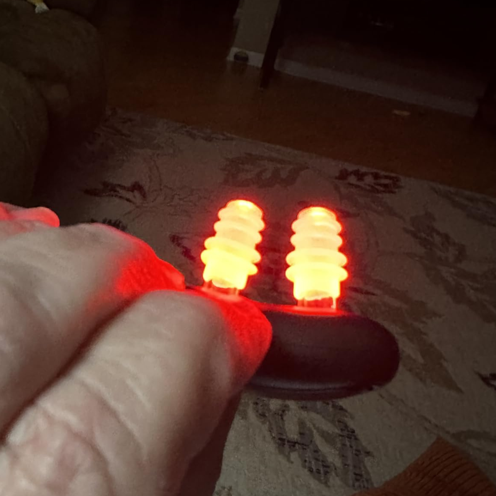 SinusGuard device with bright red lights