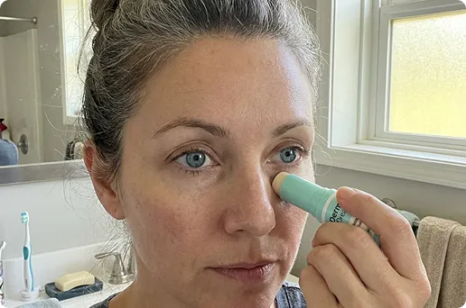 Customer using MyoGlow device