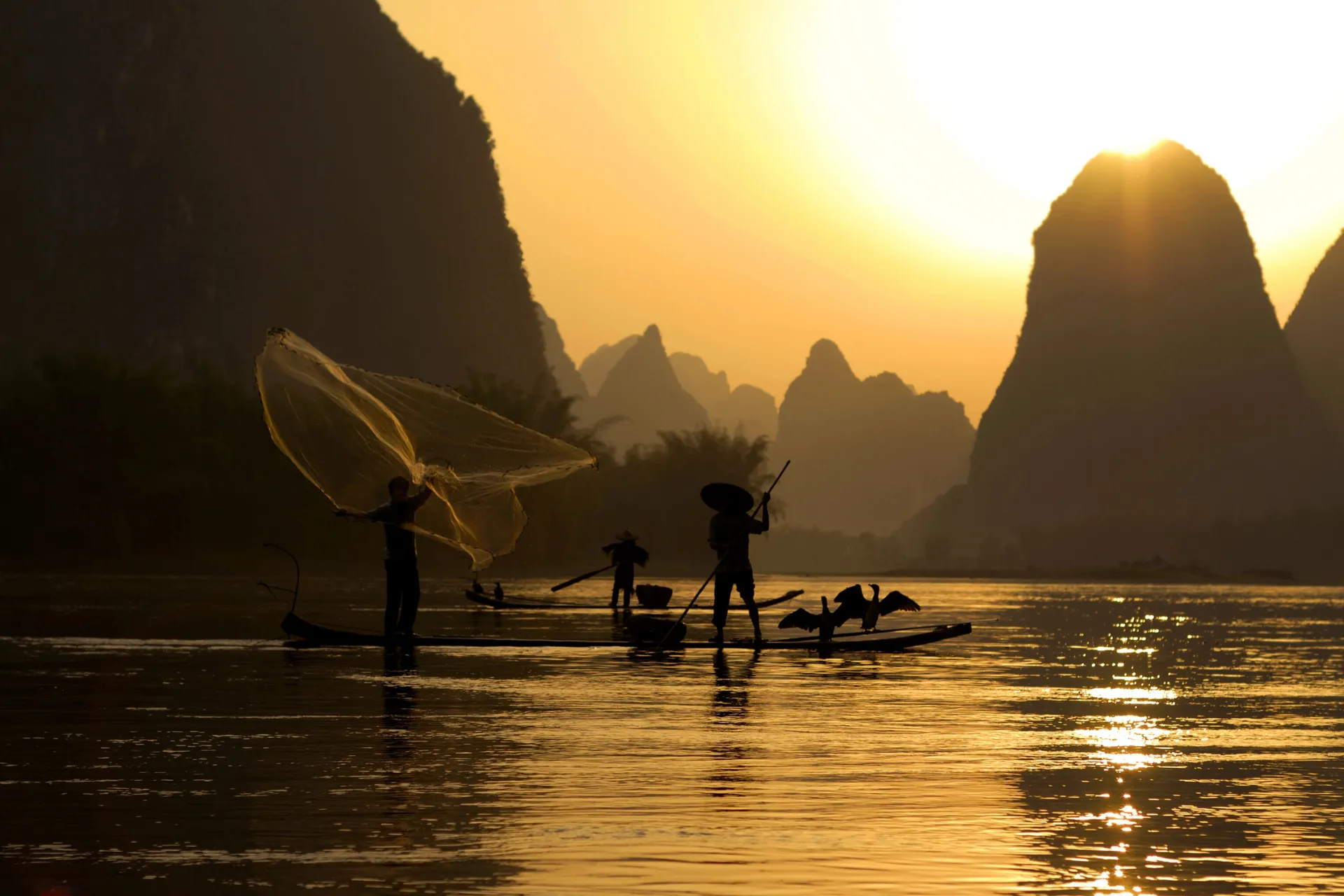 A young photographer exploring China, from old Beijing lanes to misty mountain villages