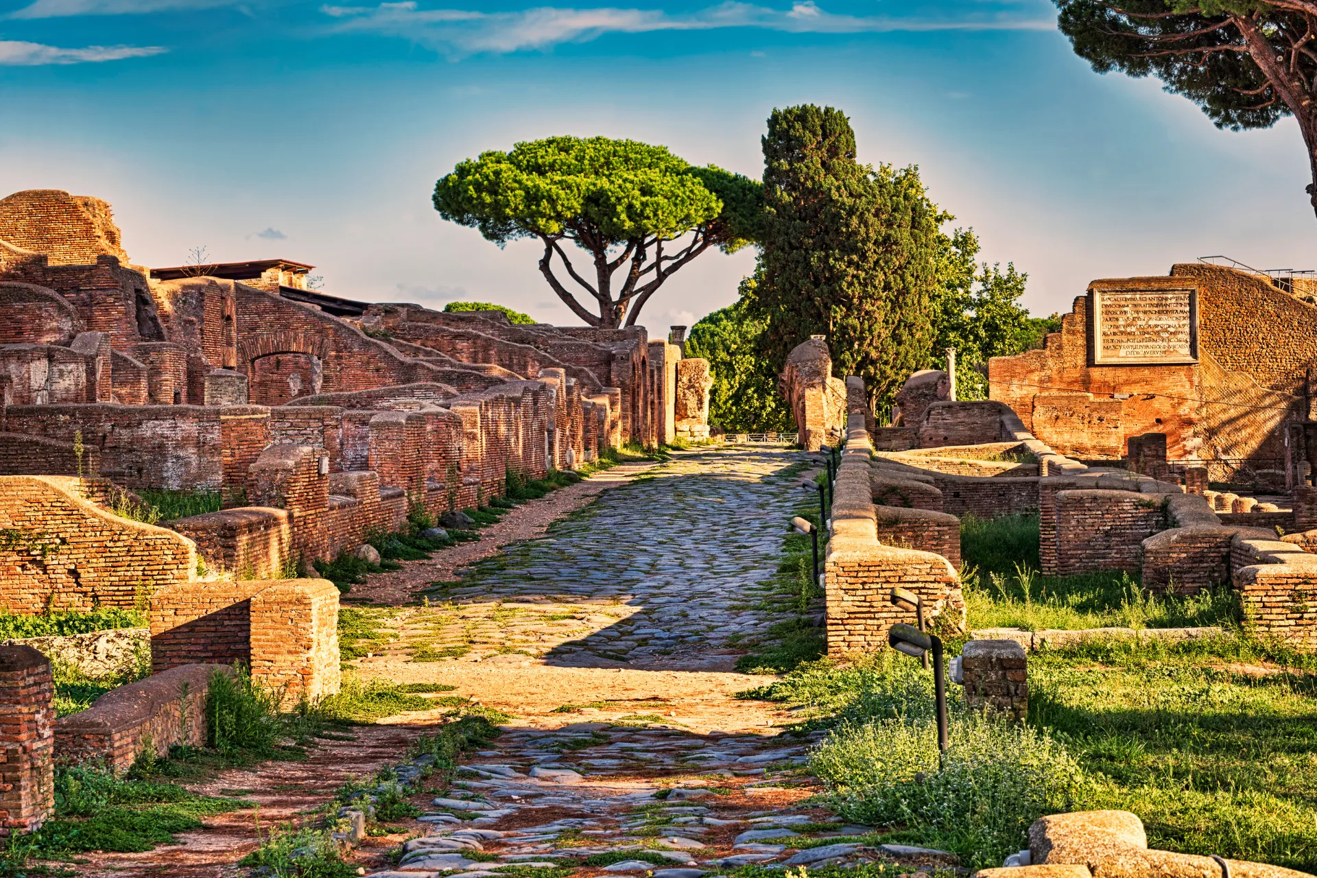 A scene from the Roman world, the setting of the Latin Uncovered story