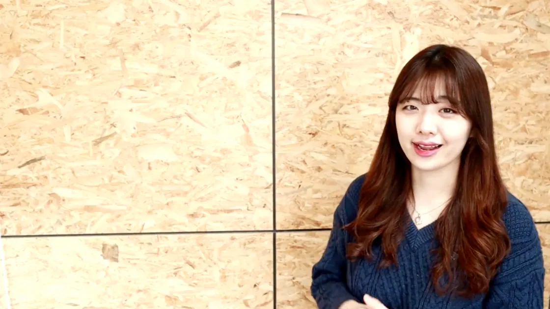 A video lesson with Minji, your Korean teacher